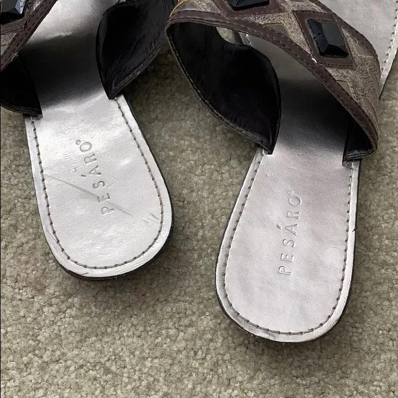 Pesaro Lenox Thong Sandal Man Made Jewels 8 - Picture 2 of 6